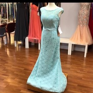 💟 Mori Lee     Mint Green Colored Gown💟